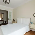 Next To The Parliament Butas